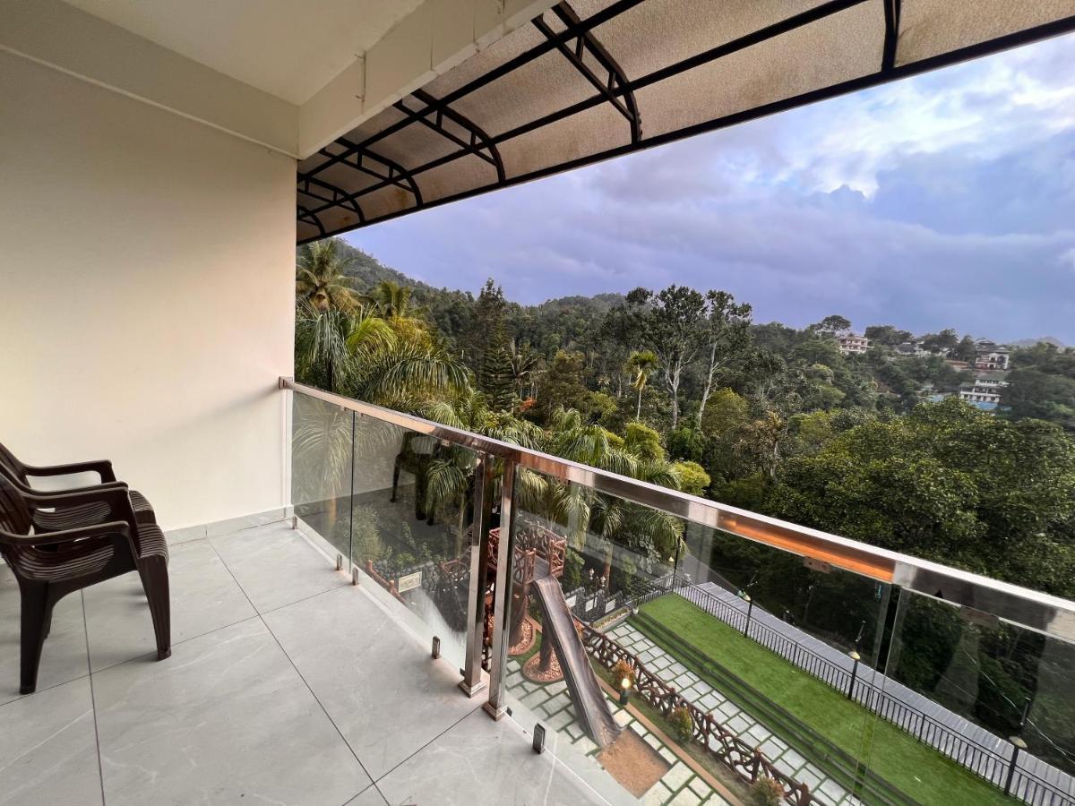 Blue Peaks Holiday Home Munnar Exterior photo